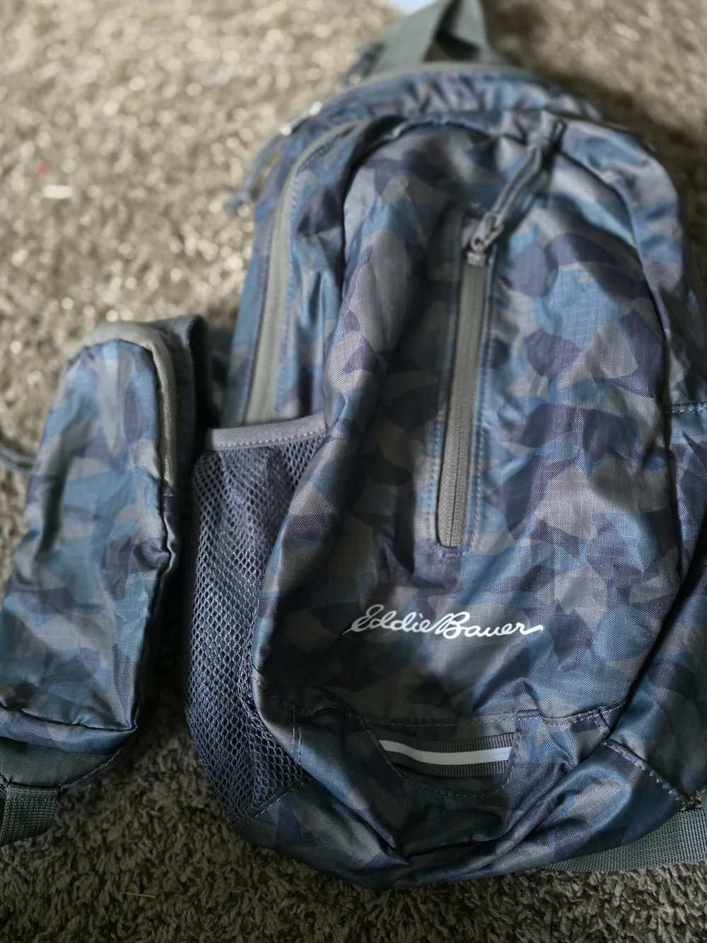 Eddie Bauer Blue Camo Men's Backpack Stow Away Sling